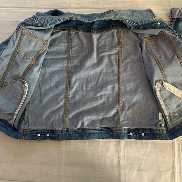 C’est toi denim jacket - Picture 6 of 7